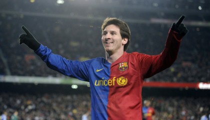 开云真人体育娱乐-意甲多支球队争夺欧冠名额，激烈角逐，意甲欧冠名额分配