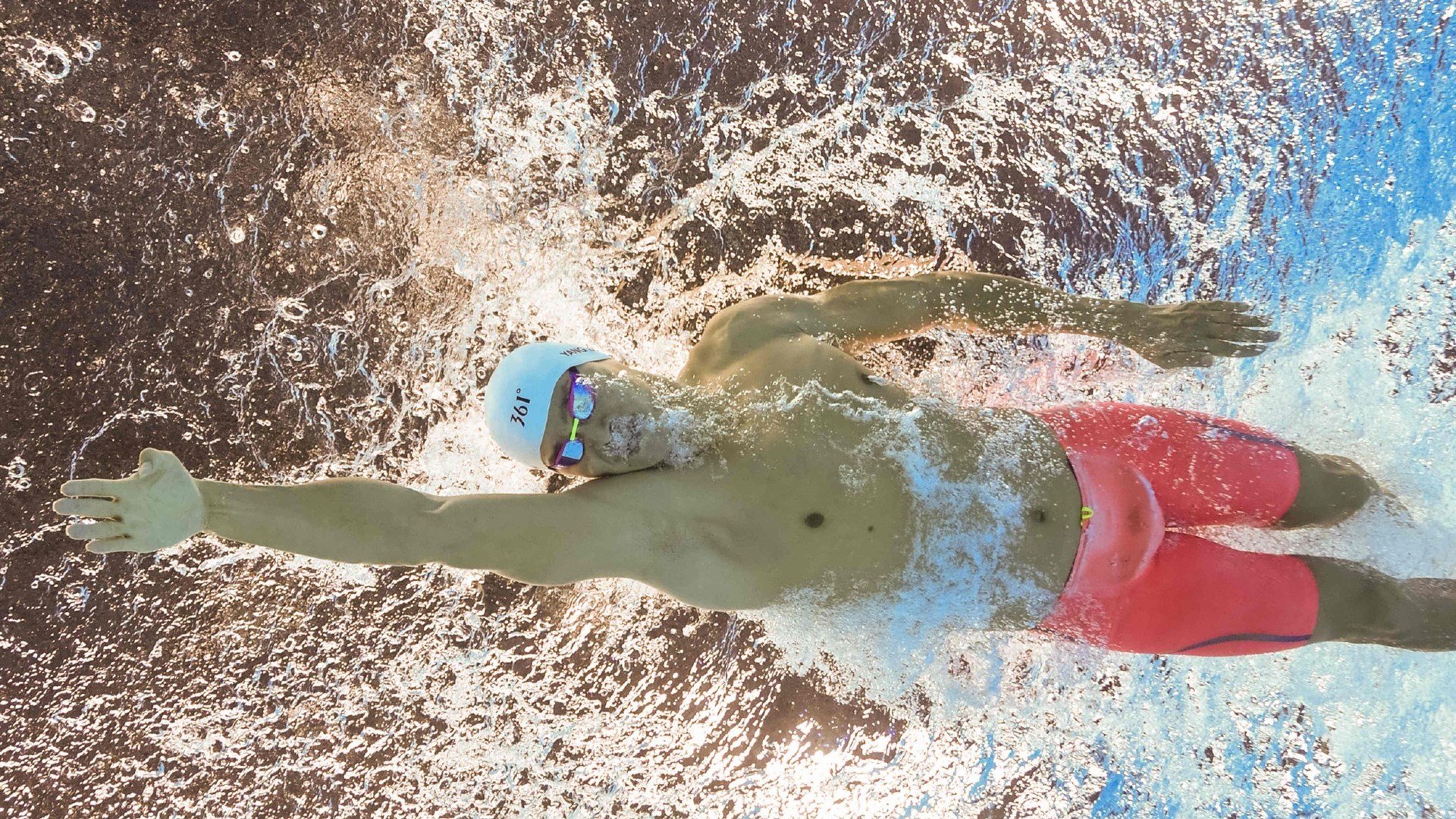 日本马术协会设立青少年马术奖学金，支持优秀学员发展。，日本马术障碍赛